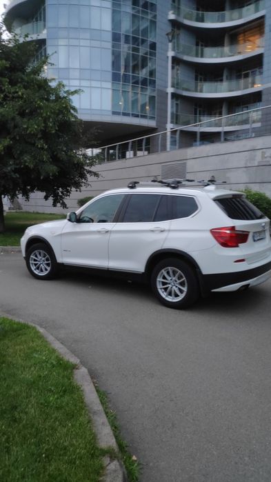 Продаю  свою  любимую  машину ! BMW X3  2012  конец  года, Салон