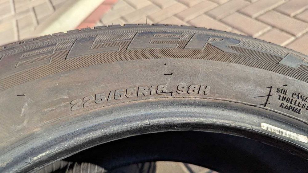 Шини 225/55 R18 98H Bridgestone Dueler H/P Sport