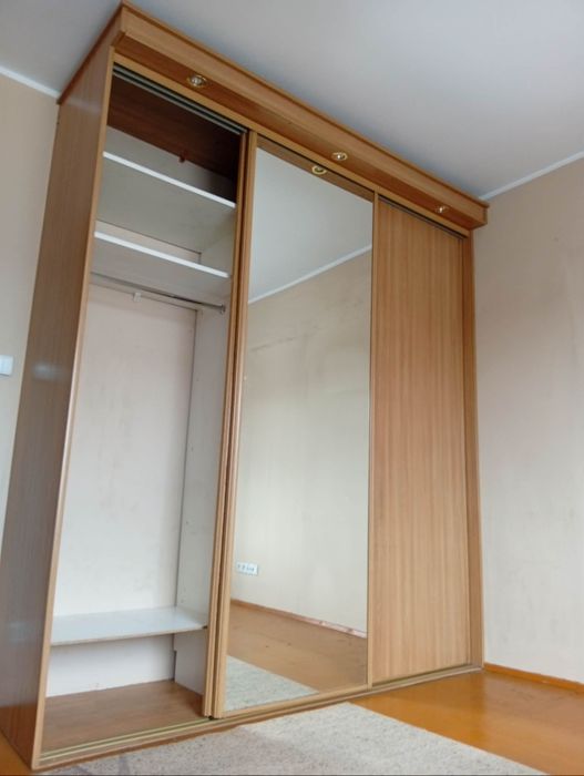 Szafa przesuwna  262x230 cm