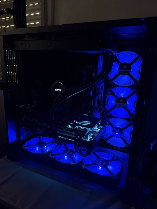 Desktop i5 9600k / 16 GB ddr4 / RTX 2060 6GB