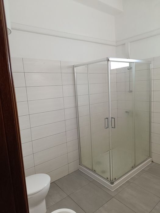 Arrenda se sótão t2