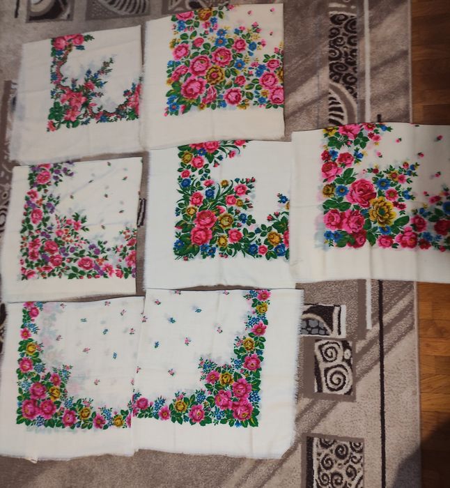 Шерстяні хустки (платки) 95*95