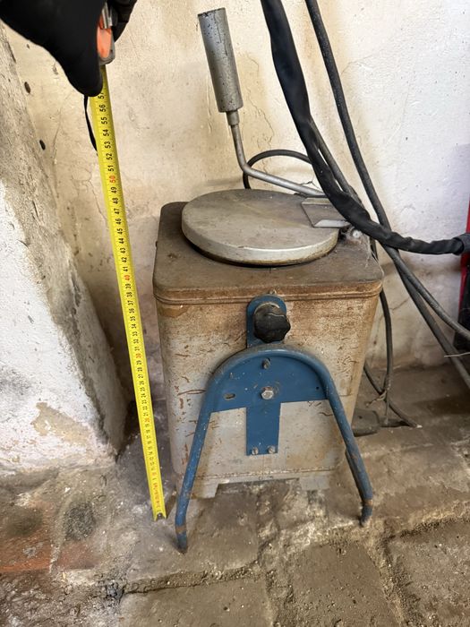 Piecyk do topienia metali 1000st.