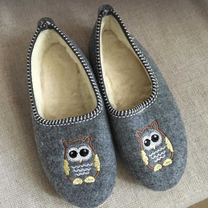 Filcowe nowe kapcie z runem owczym 38