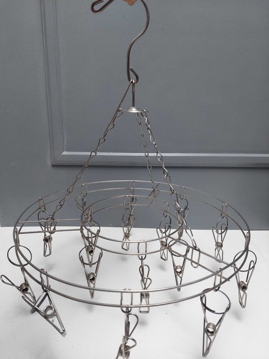 Тремпель, вішалка, кругла вішалка з прищіпками