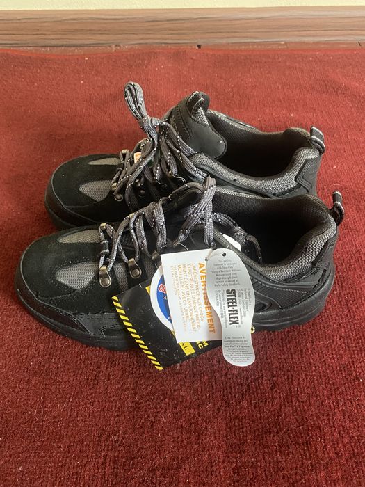 Кросівки     робочі