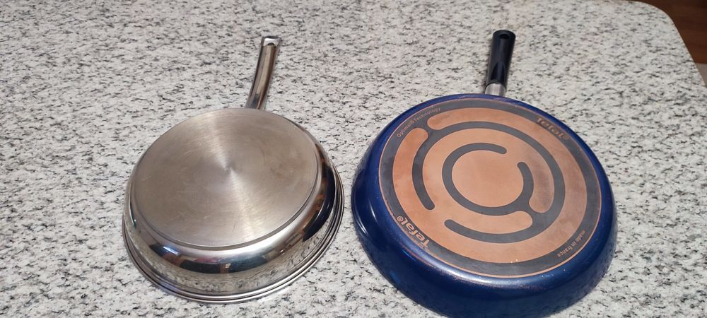 Lote de 2 frigideiras