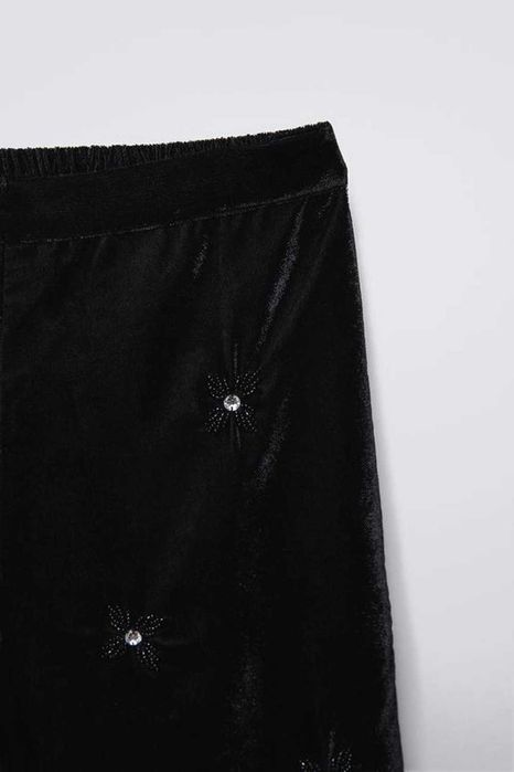 Святковий оксамитовий костюм вишитий бісером Zara 152