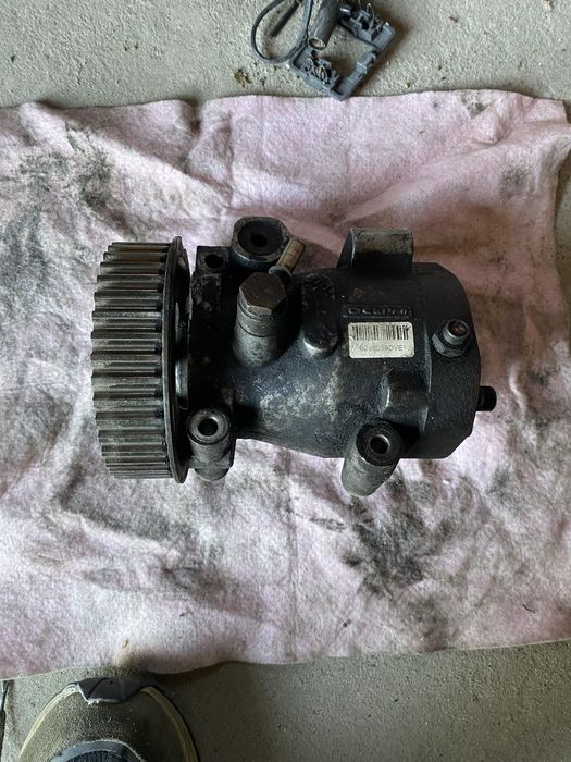 ТНВД Delphi 8200057346a Renault 1.5dci K9K (стан невідомий)