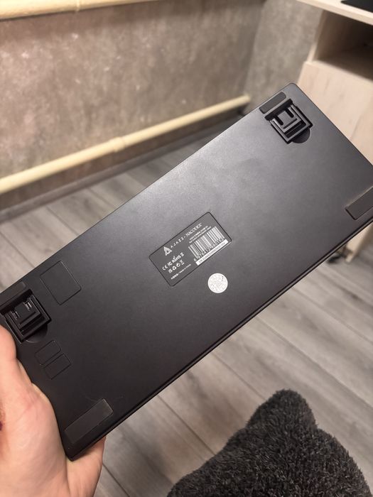 Клавиатура игровая в идеальном состоянии