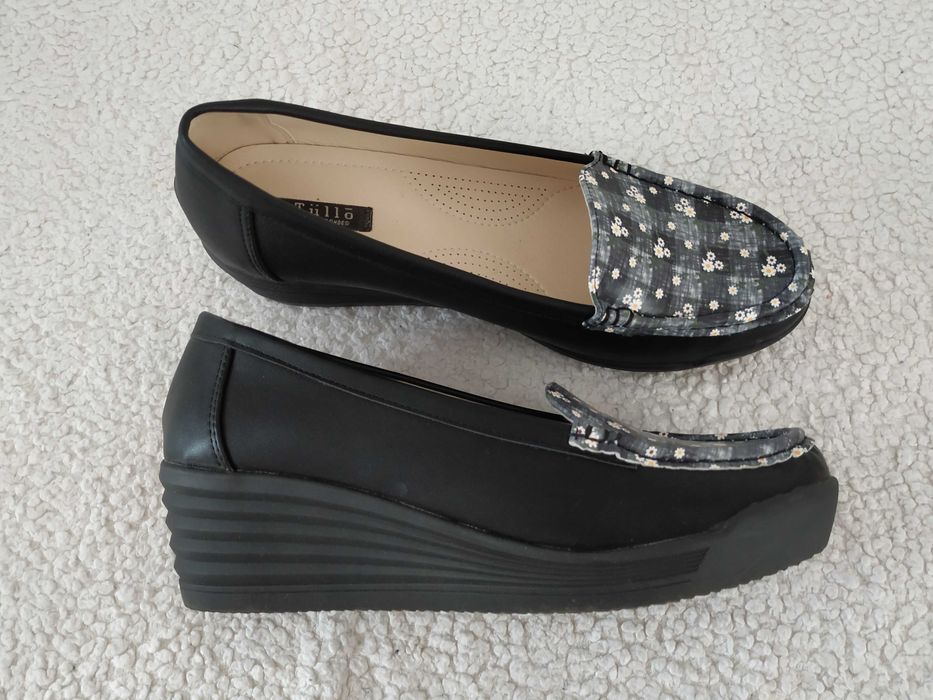 Pantofle,buty na koturnie czarne 40 41