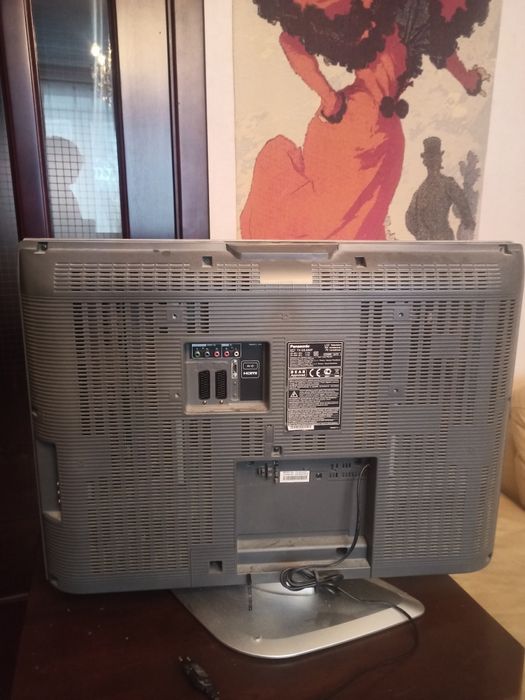 Телевизор Panasonic  диагональ. 32