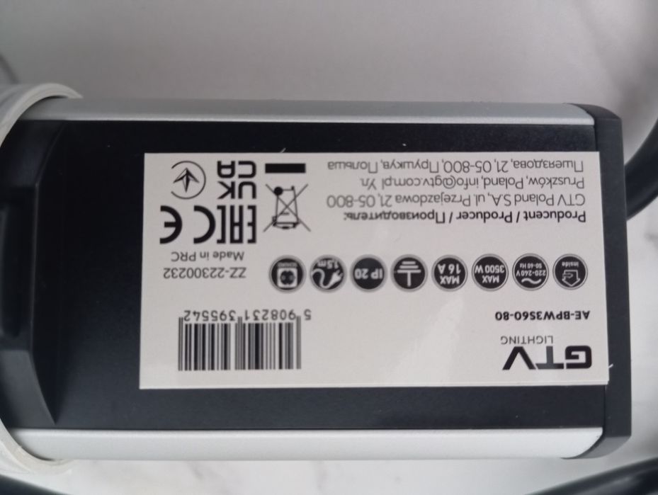 Розетка врізна в стільницю