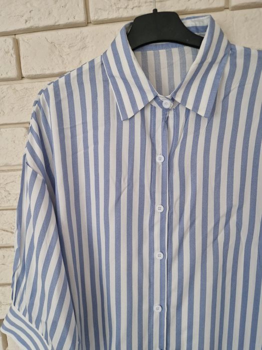 Biało-niebieska koszula w paski 100% viscose ozmiar XL 42 luźniejszy