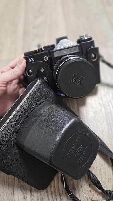 Фотоапарат Zenit