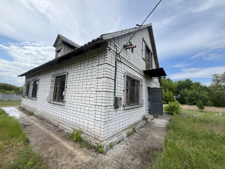 Будинок у селещі Куліши