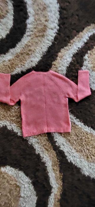 Sweter damski z serduszkiem