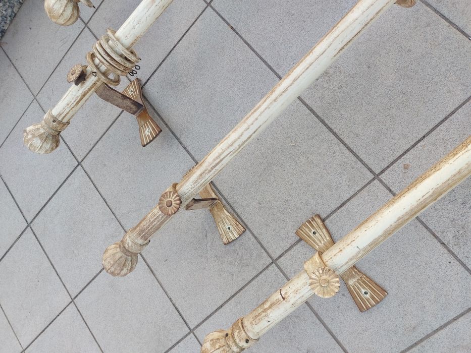 Varões para cortinados (dourado e branco)
