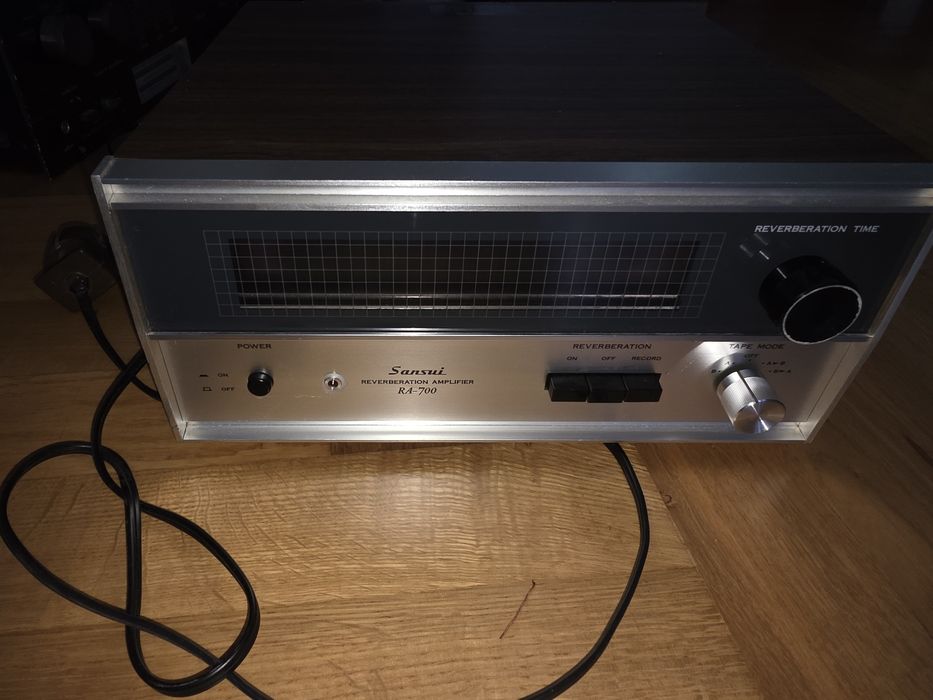 Продам аудіотехніку, підсилювач,  касетну деку, сабвуфер