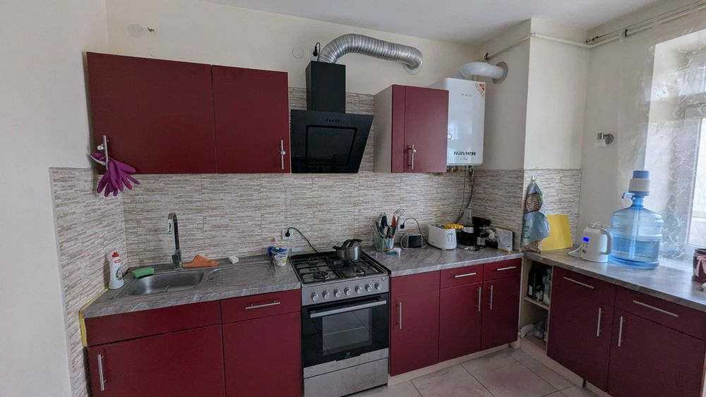 Здається 2кімнати у 2-х кімнатній квартирі без господарів/