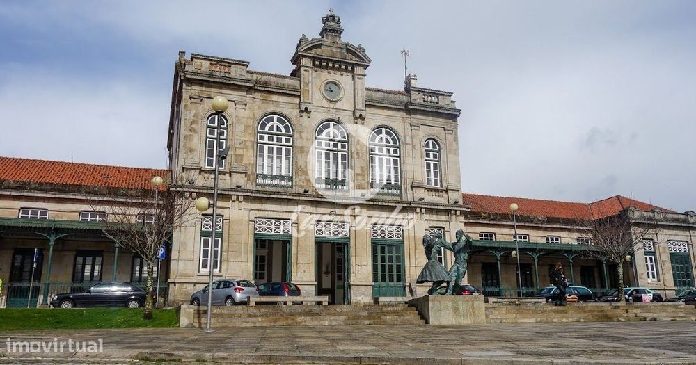 Apartamento T1 com terraço de 50m2 a 500m da praia da Amorosa, Vian...