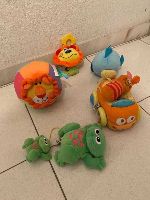 Brinquedos de peluche para bebé