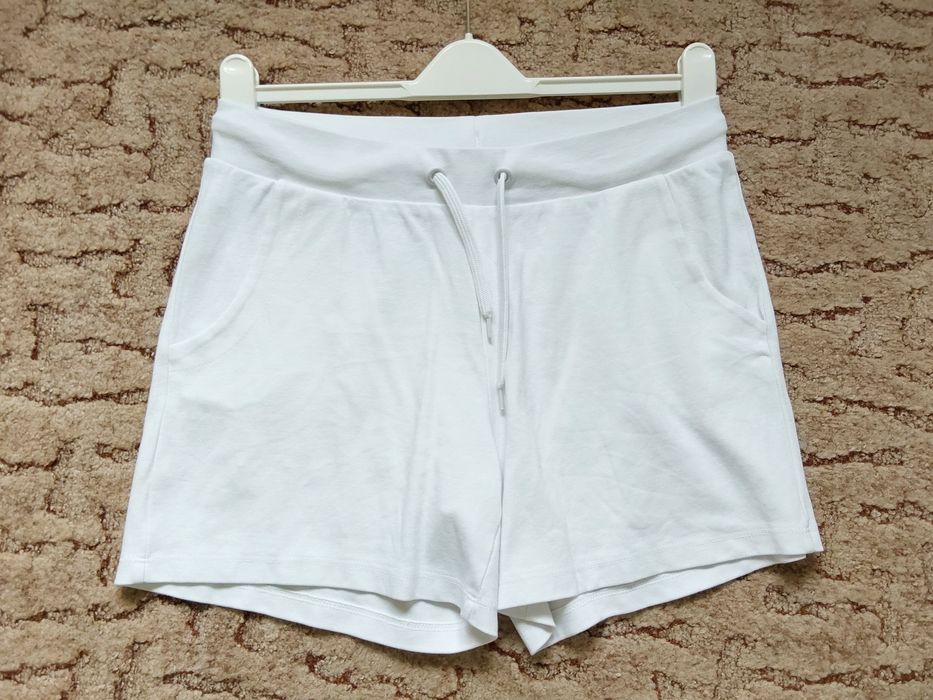 Nowy Spodenki damskie białe
