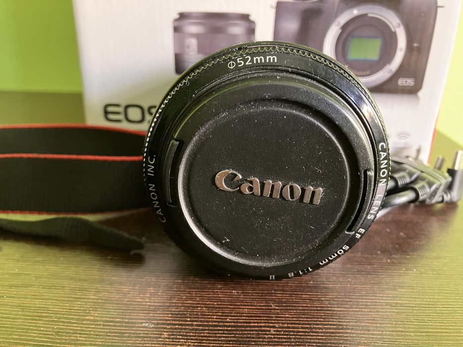 Aparat Canon EOS M50 + Akcesoria