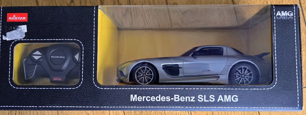 R/C 1:18 Mercedes-Benz SLS AMG Auto NIEUŻYWANY