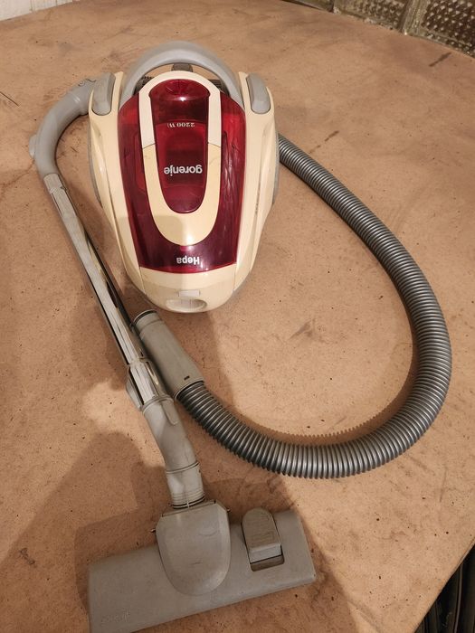 Продам пылесос.  Gorenje  2200wt