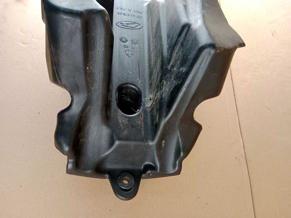 Beta RR 125 Enduro Zbiornik Paliwa Bak Paliwa 13-20