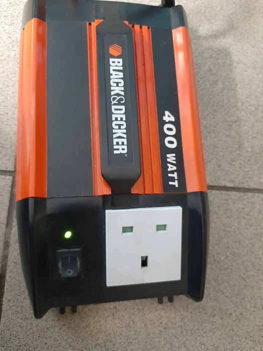 Przetwornica 12 / 230   400 W Black&Decker