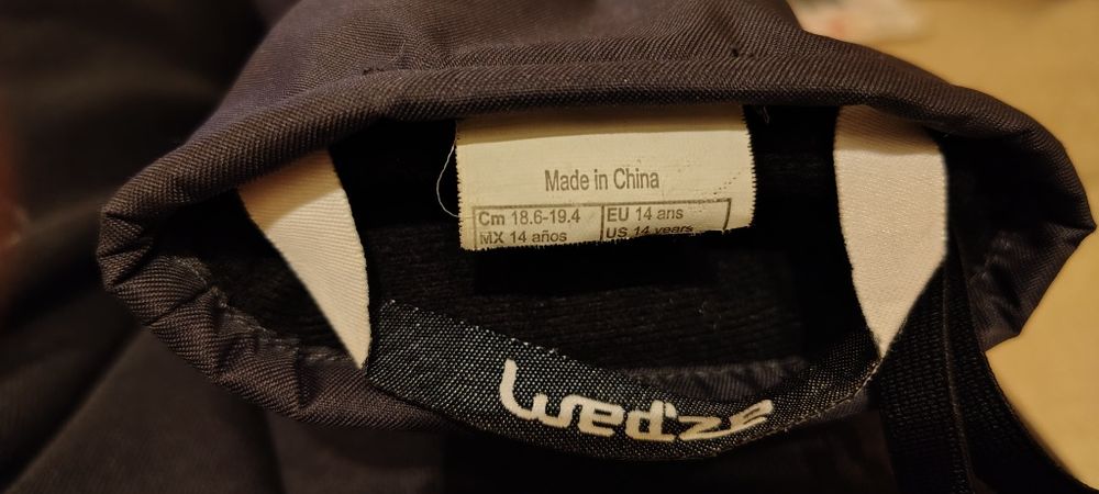 Kurtka i rękawiczki komplet