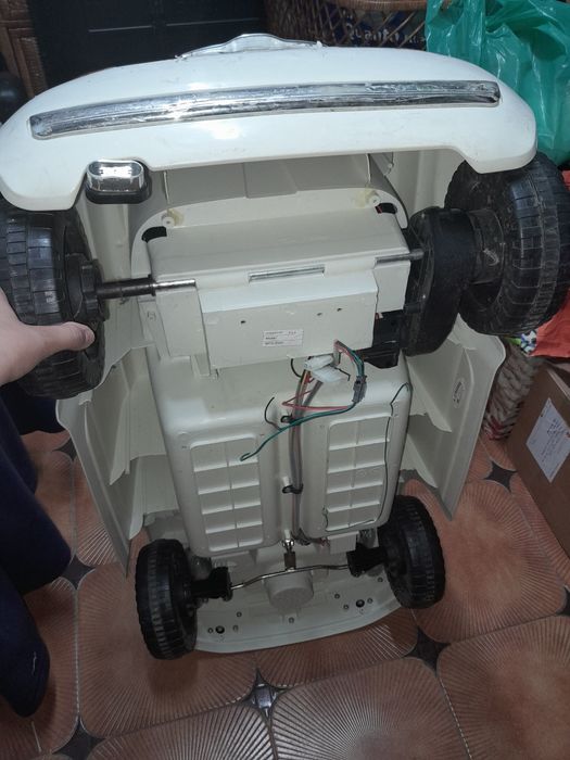 Carrinho Fiat 500 sem parte elétrica