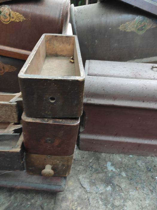 Крышки, столешницы, Ящики шукляди от старинной швейной машинки Зингер