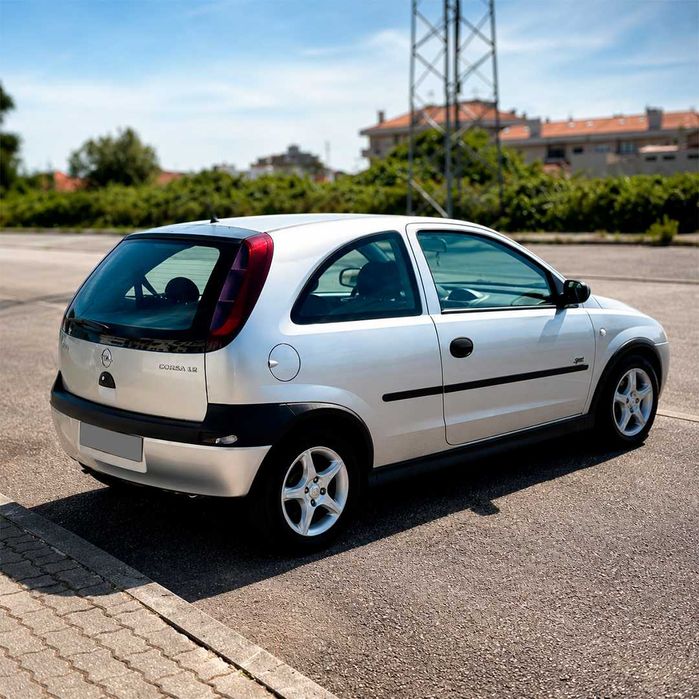 Opel Corsa 1.2i 16V Sport || 2001 || Poucos KMS || Excelente Oportunidade
