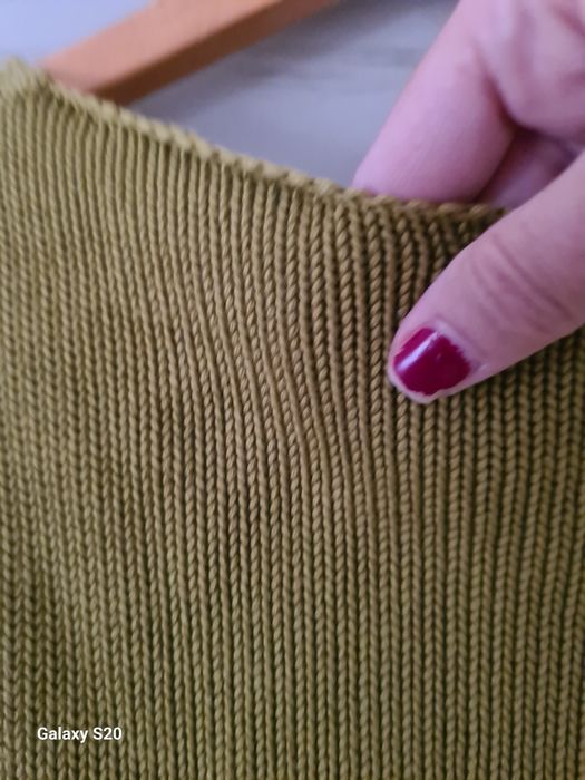 Blusa tom verde meia estação