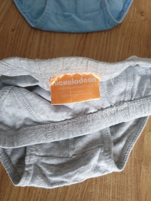 Slipki majtki 122/128