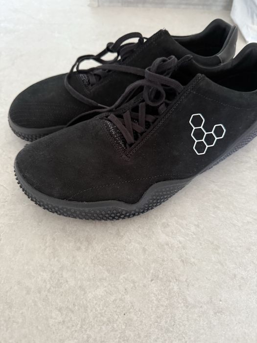 Vivobarefoot Motus Studio LTR 47