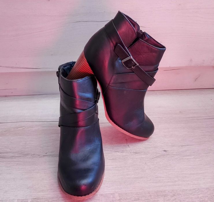 Botki czarne rozm.42, 29cm