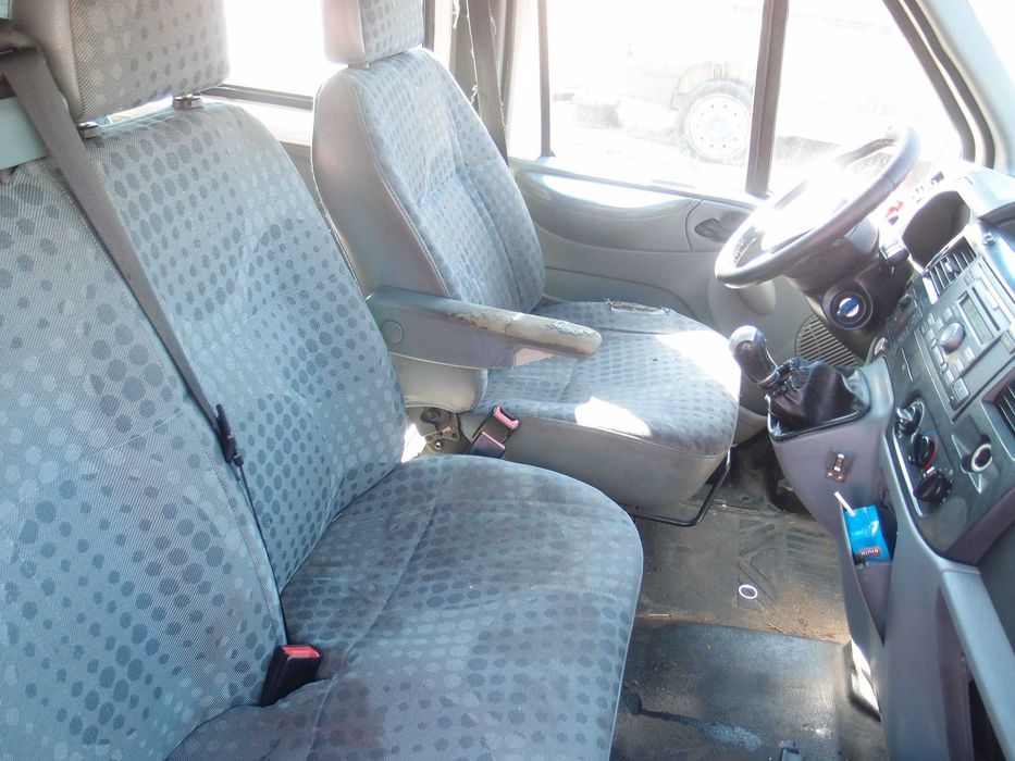 Ford Transit Bus/ Fotele/ 2.2D 85km / 2010r. / na części