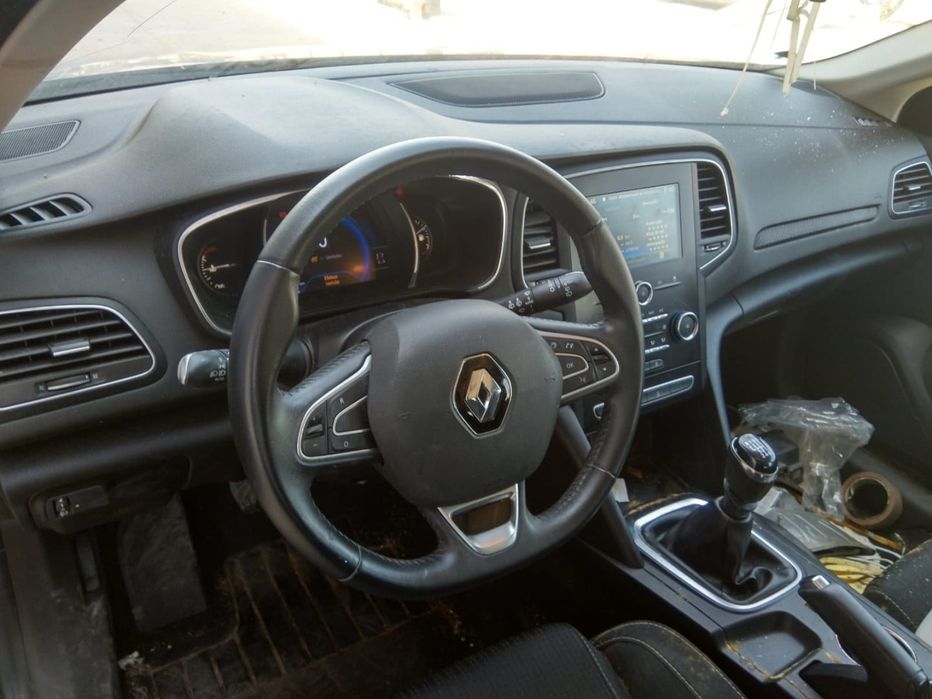 RENAULT MEGANE IV Hatchback - 2018 - Para Peças