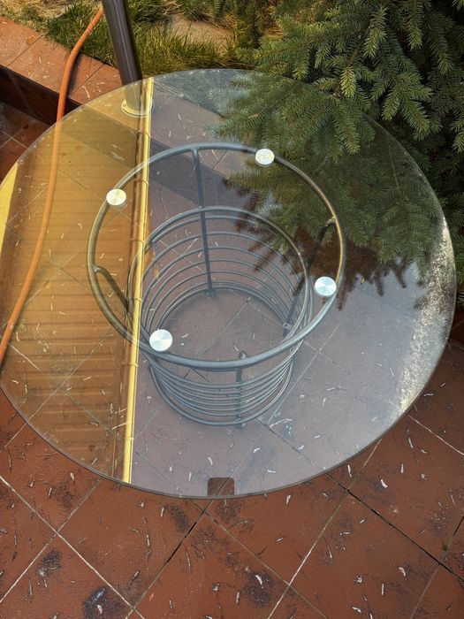 Стіл кухонний або на терасу