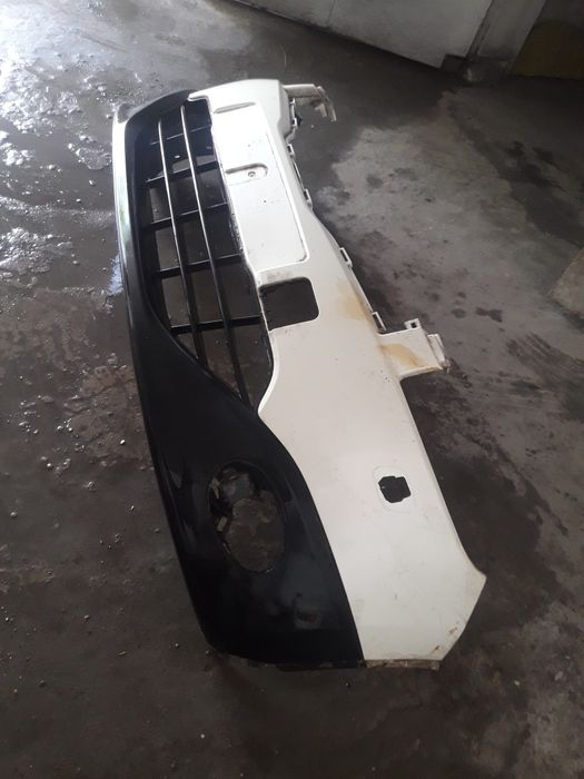 Бампер нісан кашкай 2.рік.в 2008 орігінал