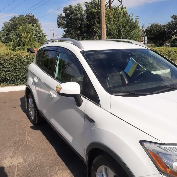 Автомобіль Форд Куга