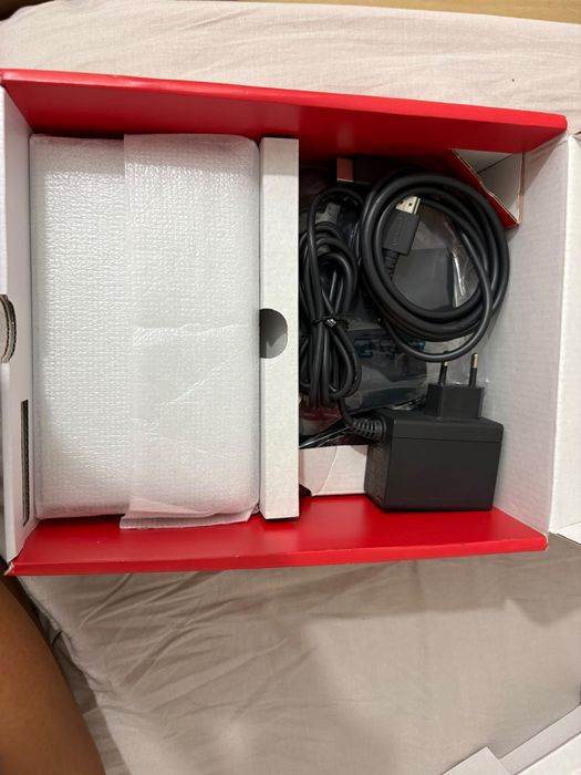 Vendo nintendo switch oled