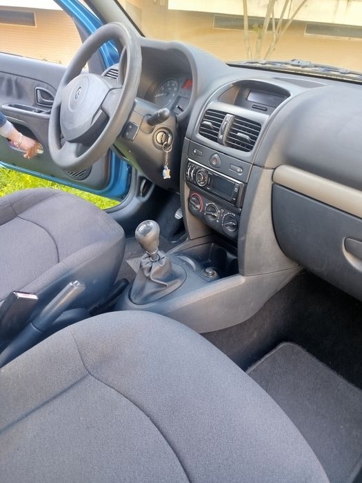 Renault Clio 1.2 , 75cv 2003