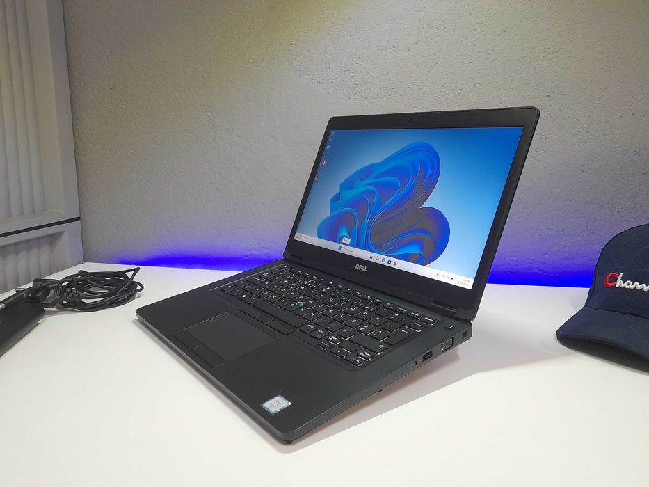 Portátil DLLE core i5 Ram 16GB SSD M.2 256GB