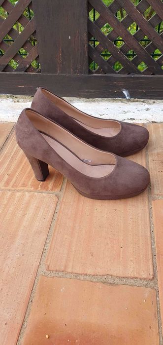 Sapato Salto Alto Camurça