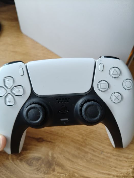 Play station 5 slim 1Tb